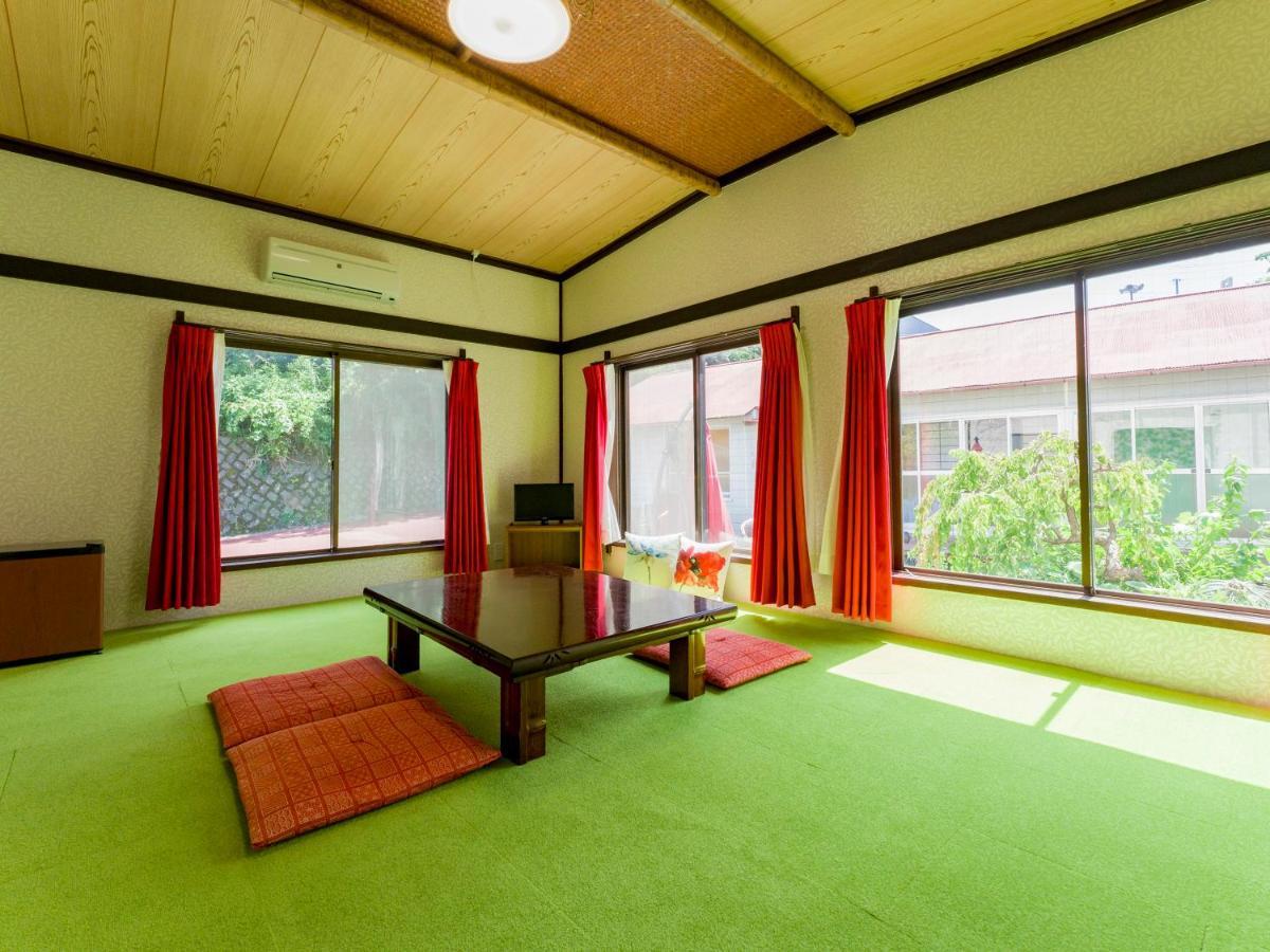 癒楽 伊豆大島 Hostel Buitenkant foto